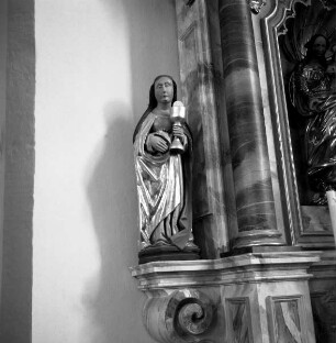 Seitenaltar: Die heilige Barbara