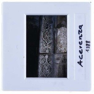 Acerenza, Kathedrale : Westportal, Detail