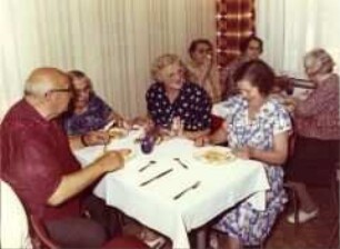 Mittagessen in einem Klub der Volkssolidarität