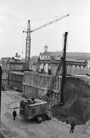 Bau der Tiefgarage am Schlossplatz.