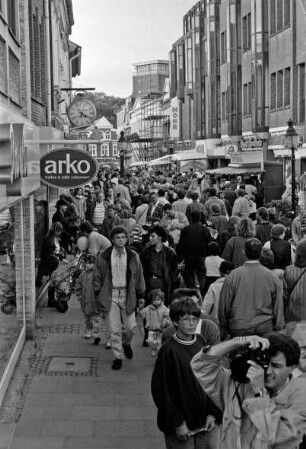 Weltkindertag: Besucher in der Mühlenstraße