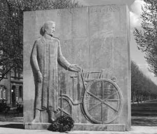 Denkmal des Carl Benz