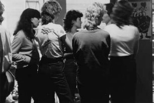 Studenten in der Technischen Hochschule für Chemie "Carl Schorlemmer"