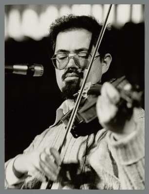 Phil Wachsmann : Portrait des Violinisten Phil Wachsmann im Filmtheater bei der Jazzwerkstatt Peitz 1982
