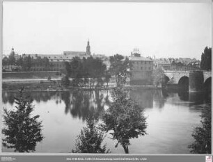 Von der Schönen Aussicht 12 nach Süden zum Deutschherrnufer mit Deutschordenshaus, Brückenmühle, Maininsel und Alte Brücke