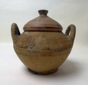 Pyxis (B 2355)