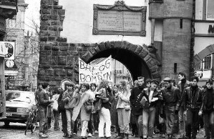 Freiburg im Breisgau: Schüler-Demo für Bafög