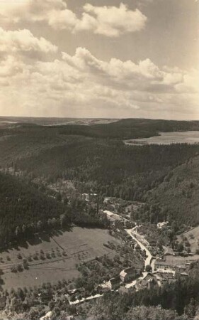 Königstein-Hütten : Blick von der Festung Königstein (Südseite) auf Hütten (Ortsteil der Stadt Königstein) und das Bielatal