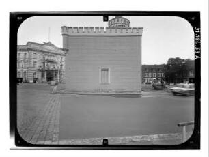 Potsdam. Nauener Tor (1754-1755; J. G. Büring). Seitenfront