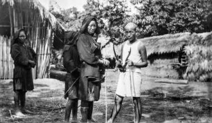Frauen der Miao (Sammlung Hans Stübel - Forschungsreisen durch Hainan 1931/32)