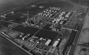 Archivfotografie "mannheim_luftaufnahmen_industrie_p889m"