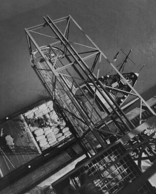 Archivfotografie "staedte_mannheim_haefen_rheinhafen_12597"