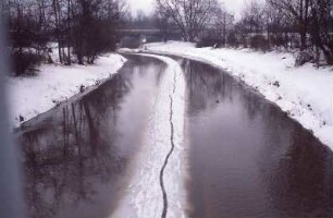 Flußbau: Verschiedenes, u.a. Hochwasserschäden