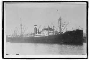 Menes (1926), Hapag.- Hamburg-Amerikanische Packetfahrt-Actien-Gesellschaft, Hamburg