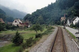 Schenkenzell; Schiltach: Bahnstrecke im Kinzigtal