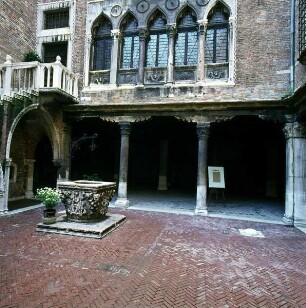 Ca' d'Oro — Innenhof