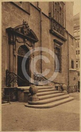 Portal an der Westfassade des Breslauer Rathauses