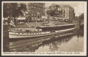 Ansichtskarte Motorschiff im Landwehrkanal, Kottbusser Brücke