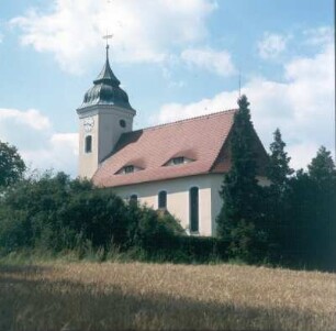 Dorfkirche : Bahretal-Borna. Dorfkirche (1753; 1880 und 1993 restauriert)