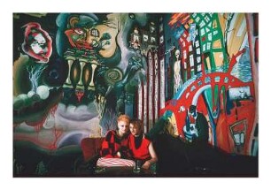 Die Punks Tupfer und Speiche im Café der Umweltbibliothek, Berlin-Mitte