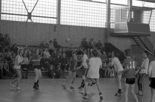 Hallenhandballturnier der Karlsruher Hauptschulen in der Carl-Benz-Halle