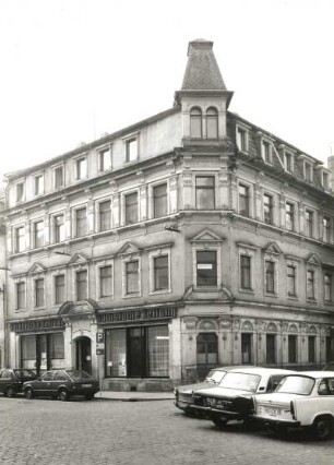 Meißen-Altstadt, Theaterplatz 7. Wohnhaus mit Laden (um 1885)