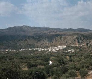 Vrysses. Dorf Vrysses im Becken von Neapolis