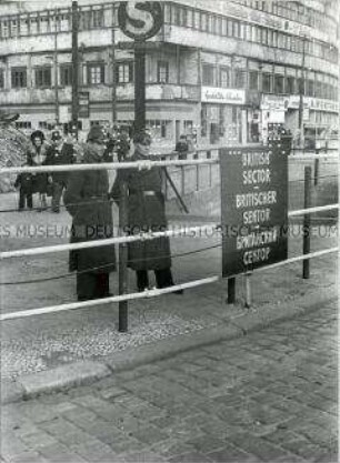 Grenze des britischen Sektors am Potsdamer Platz