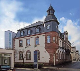 Rathaus, ehem. Postamt; Eltville, Gutenbergstraße 13