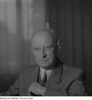 Porträt Prof. Friedrich Winkler