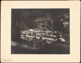 Filmarchitektur: Lebende Buddhas (Götter in Tibet): Szenen vor Tempel
