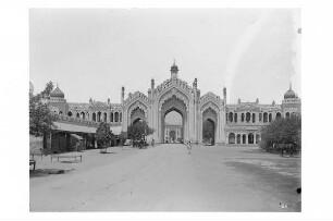 Lucknow (Lakhnau), Indien. Außentorbau des Hussainabad Bazaar (Hussainabad Imambara oder Chhota Imambara; 1837 als Mausoleum für Muhammad Ali Shah)