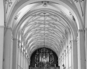 Ehemaliges Benediktinerkloster Sankt Michael & Bürgerspital — Ehemalige Benediktinerklosterkirche Sankt Michael — Gewölbe