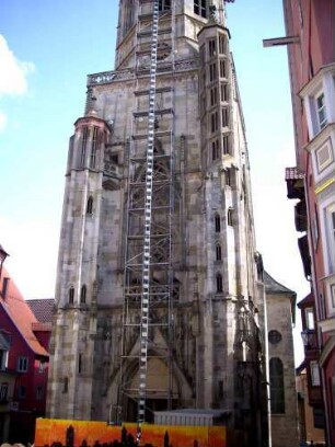 Stadtkirche-Kirchturm von Westen in Übersichtl
