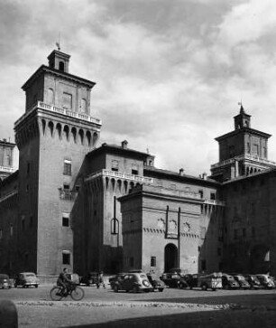 Ferrara. Castello Estense (1385)