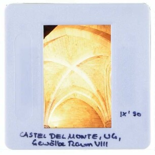 Andria, Castel del Monte : Innenansicht, Untergeschoß, Gewölbe