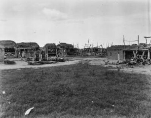 Tesuque-Pubelo : Blick auf die Ställe in einem Pueblo der Tesuque im Bundesstaat New Mexico