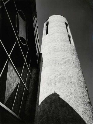 Campanile der modernen Kirche von Schellenberg