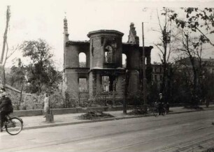 Zerstörungen Zweiter Weltkrieg. Beiertheimer Allee/Hermann-Billing-Straße, Villa Klose