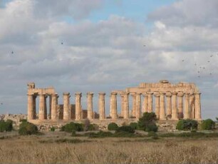 Insel Sizilien - Griechischer Tempel : Säulen eines griechischen Tempels. Aufgenommen auf der Insel Sizilien 2005