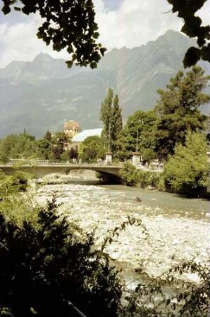 Meran: neue Autozufahrtstraße, Brücke über die Passer
