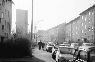 Freiburg: Offenburger Straße mit Elisabeth Kirche