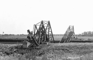 Zerstörte Emscher-Lippe-Rohrbrücke/Dortmund-Ems-Kanal