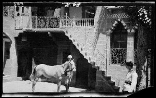 Diarbekir (= Diyarbakýr, Prov. Diyarbakýr, Türkei), Innenhof eines armenischen Hauses