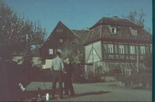 Dresden-Loschwitz, Friedrich-Wieck-Straße 45. Altes Fährgut. Elbseite