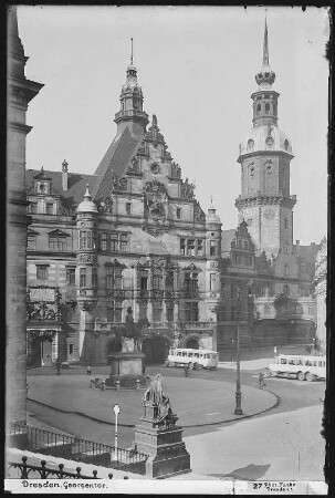 Dresden. Ehemaliger Schlossplatz vor der Zerstörung