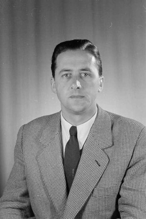 Porträt: Georg Mirtschin : Portret: Jurij Měrćin. Kohlwesa / Kołwaz