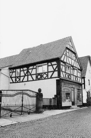 Wohnhaus, Fachwerk; Gelnhausen, Heylstraße 17