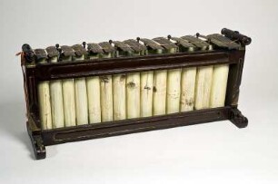 gender panerus (Gamelan, pélog)