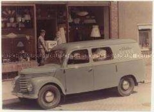 Werbefoto für den Kleintransporter Barkas V 901/2